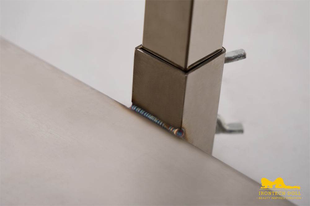 Sex Doll Stand - SEX LOVE DOLLS